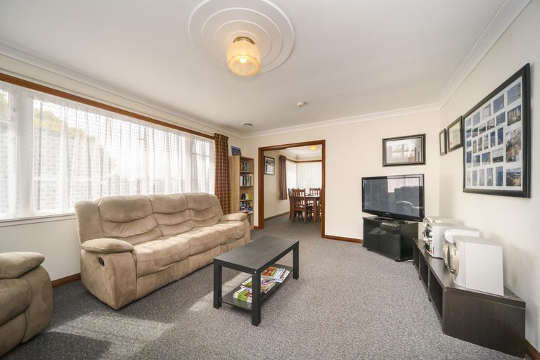 Photo of property in 1/22 Dahlia Street, Palmerston North, 4410