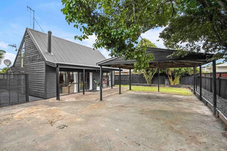 Photo of property in 37a Collins Road, Melville, Hamilton, 3206