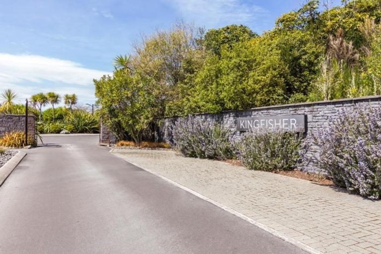 Photo of property in 54 Parawera Drive, Acacia Bay, Taupo, 3330