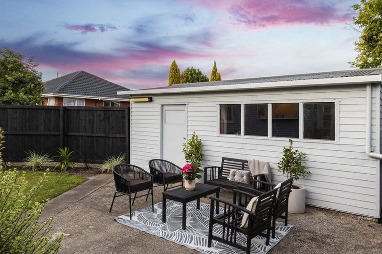 Photo of property in 9a Meadow Street, Papanui, Christchurch, 8052