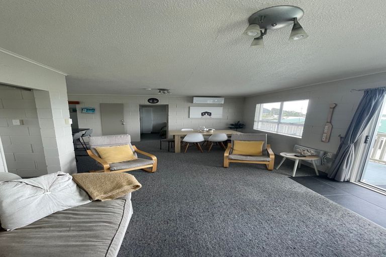 Photo of property in 4/5 Brighton Road, Waihi Beach, 3611