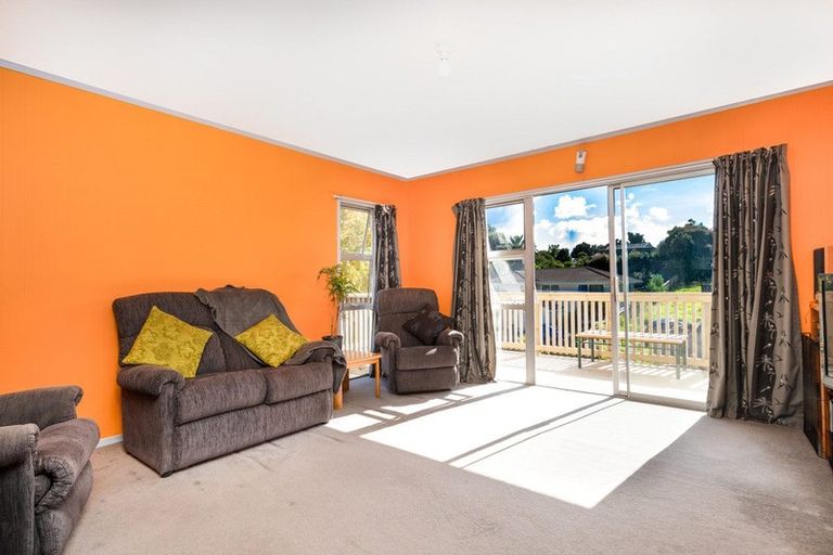 Photo of property in 3 Dallow Place, Henderson, Auckland, 0612