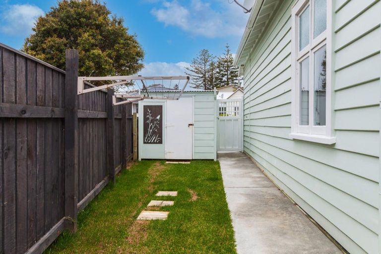 Photo of property in 1 Mcgrath Street, Napier South, Napier, 4110