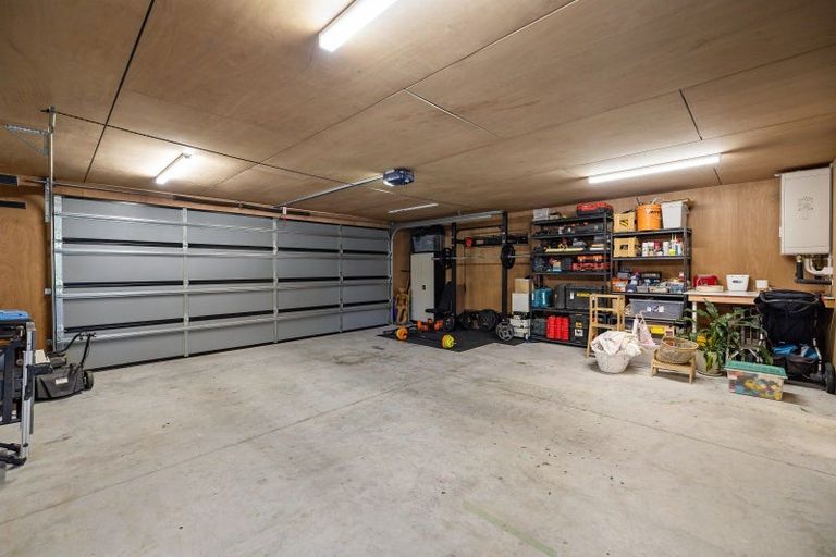 Photo of property in 9 Howden Drive, Jacks Point, 9371