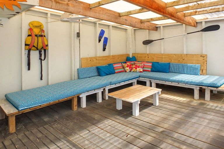 Photo of property in 38 Nelson Street, Foxton Beach, Foxton, 4815