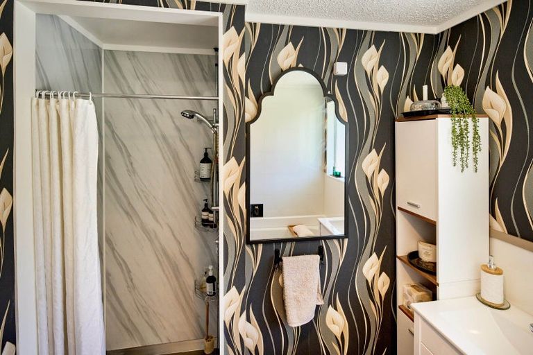 Photo of property in 33 Maclaren Street, Maymorn, Upper Hutt, 5018