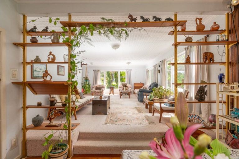 Photo of property in 78 Parkvale Road, Karori, Wellington, 6012