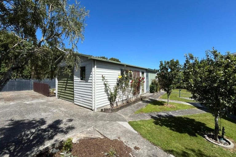 Photo of property in 19 Scott Street, Tuatapere, 9620