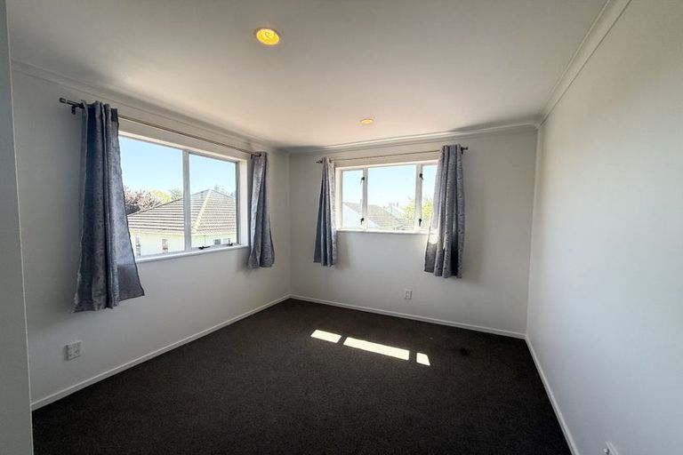 Photo of property in 2/16 Tika Street, Riccarton, Christchurch, 8041