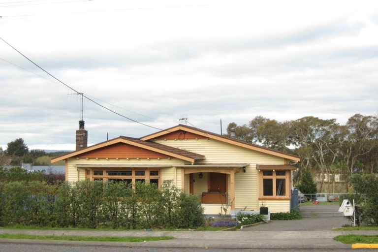 Photo of property in 31 Domain Road, Waipawa, 4210