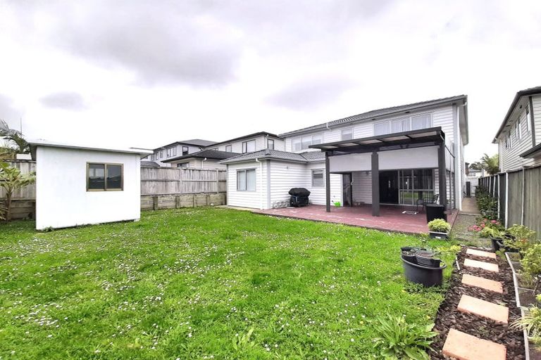 Photo of property in 22 Tinaku Road, Flat Bush, Auckland, 2019