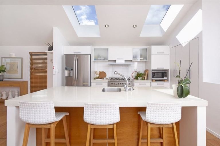 Photo of property in 351 Bucklands Beach Road, Bucklands Beach, Auckland, 2012