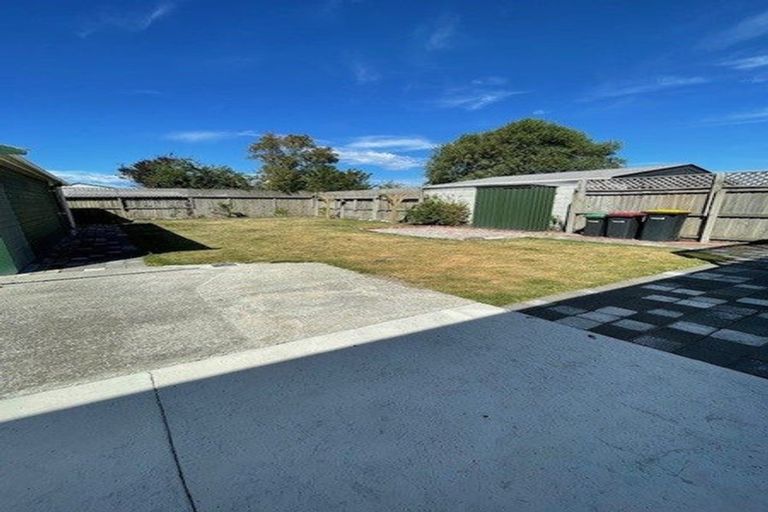 Photo of property in 18 Greenwood Close, Mairehau, Christchurch, 8013