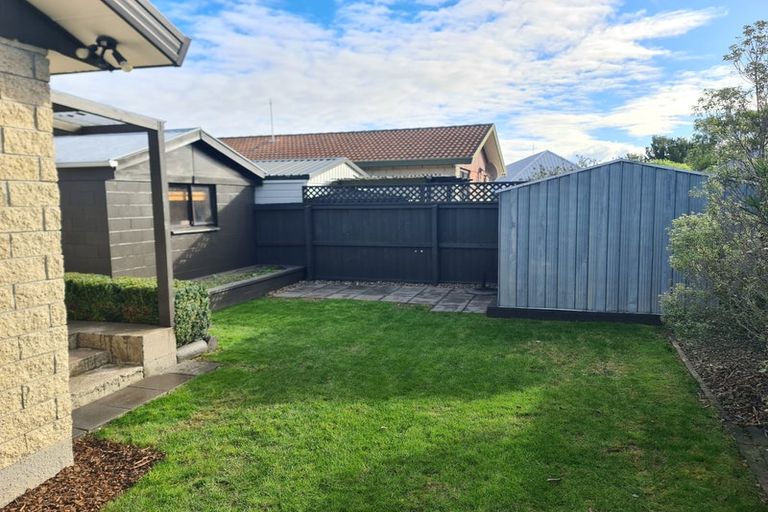 Photo of property in 128a Inwoods Close, Parklands, Christchurch, 8083