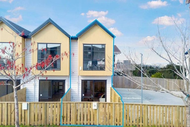 Photo of property in 3/2a Mantra Road, Massey, Auckland, 0614