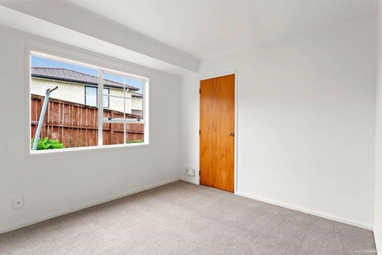 Photo of property in 23 Centorian Drive, Windsor Park, Auckland, 0632