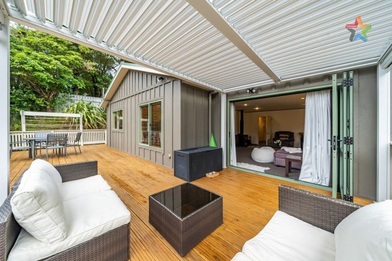 Photo of property in 16 Haast Close, Kelson, Lower Hutt, 5010