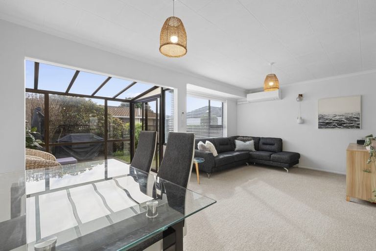 Photo of property in 1/12 Webster Street, Westown, New Plymouth, 4310