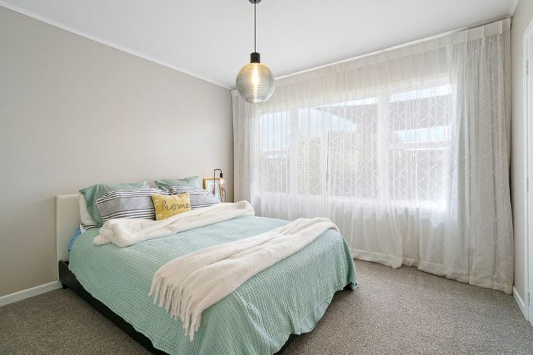 Photo of property in 54 Chaucer Street, Leamington, Cambridge, 3432