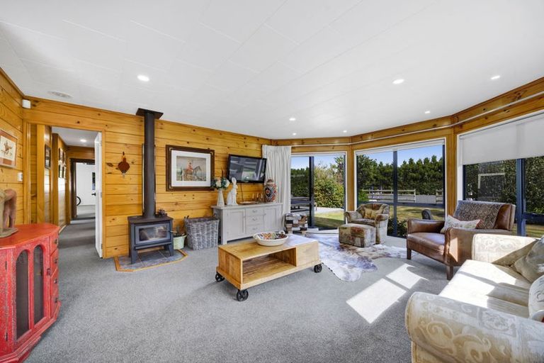 Photo of property in 295 Turuturu Road, Hawera, 4674