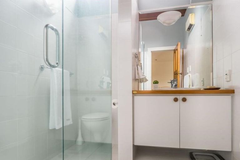 Photo of property in 13 Talavera Terrace, Kelburn, Wellington, 6012