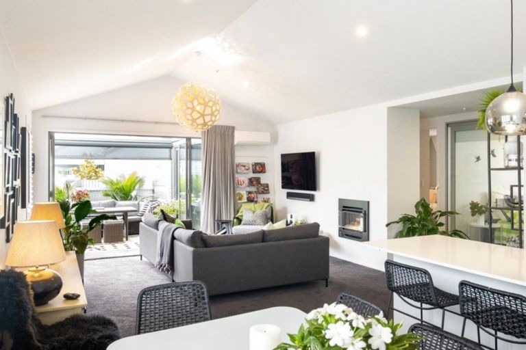 Photo of property in 11 Macaulay Street, Ahuriri, Napier, 4110