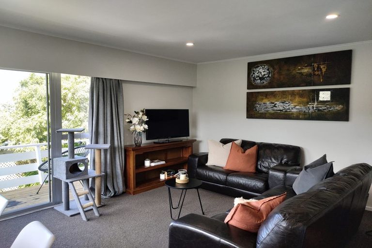 Photo of property in 4b Cedar Street, Maungaraki, Lower Hutt, 5010