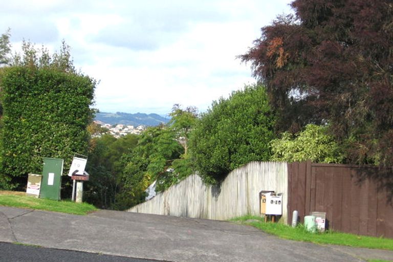 Photo of property in 1/108 Bradbury Road, Botany Downs, Auckland, 2010