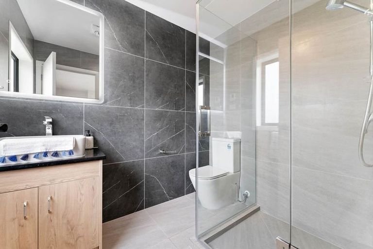 Photo of property in 7 Lawson Creek Street, Massey, Auckland, 0614