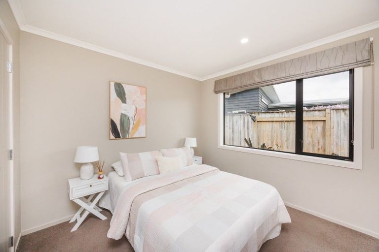 Photo of property in 7 Lorenzo Place, Kelvin Grove, Palmerston North, 4414