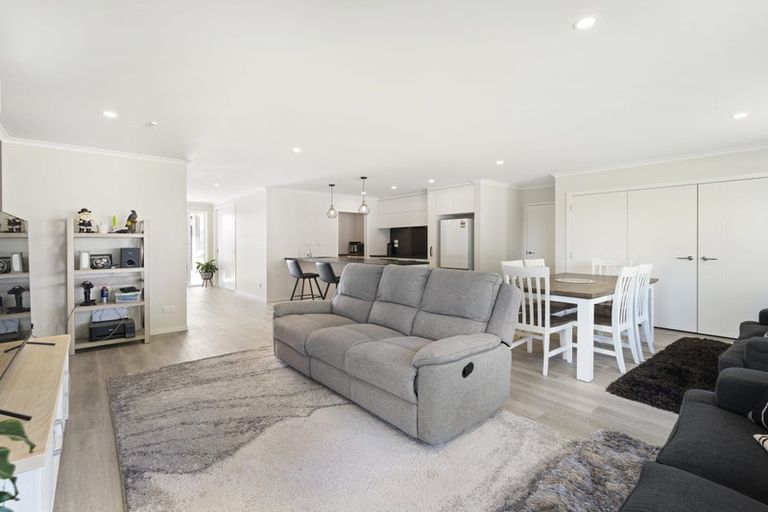 Photo of property in 59 Leathem Crescent, Pokeno, 2402