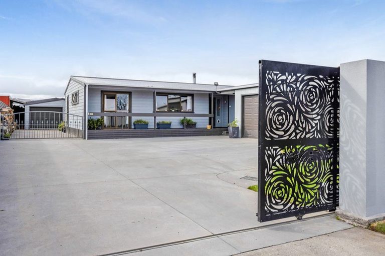 Photo of property in 22 Fantham Street, Hawera, 4610