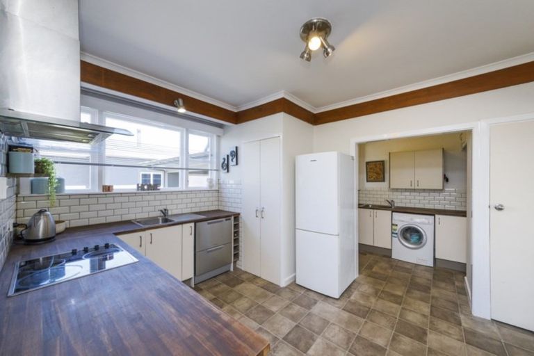 Photo of property in 4 Lyon Street, Marton, 4710