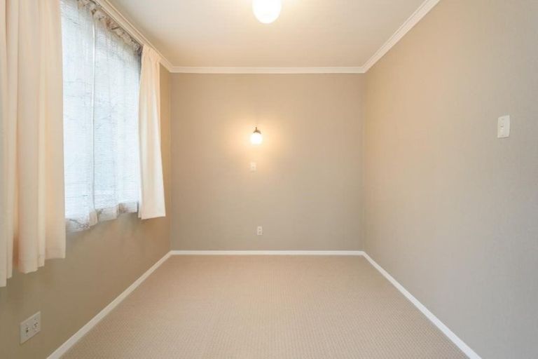 Photo of property in 42 Moana Road, Plimmerton, Porirua, 5026