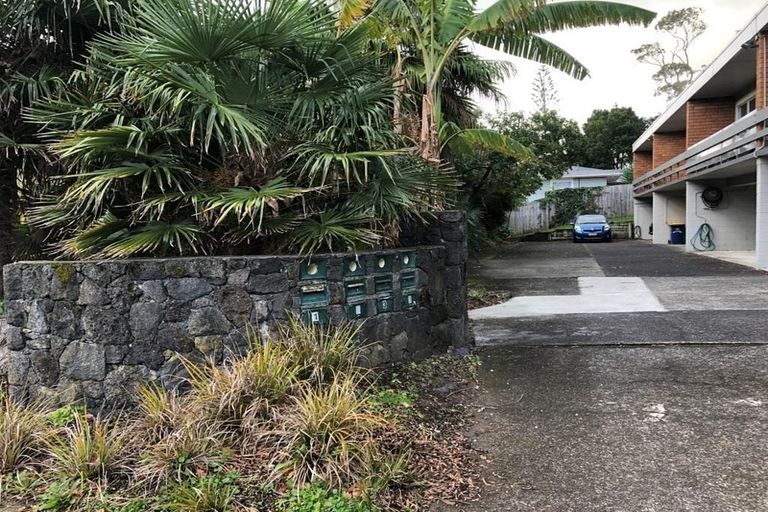 Photo of property in 3/34b Harley Close, Hauraki, Auckland, 0622
