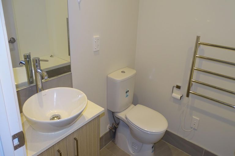 Photo of property in 28 Joseph Street, Flat Bush, Auckland, 2019