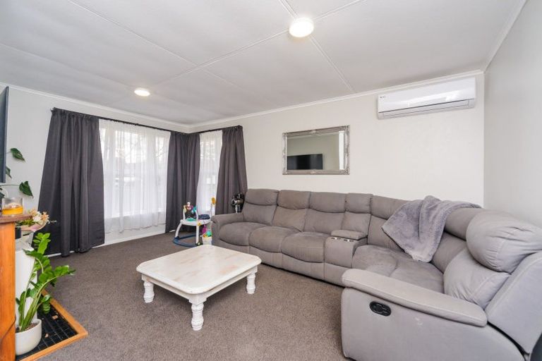 Photo of property in 35 Cardiff Street, Awapuni, Palmerston North, 4412