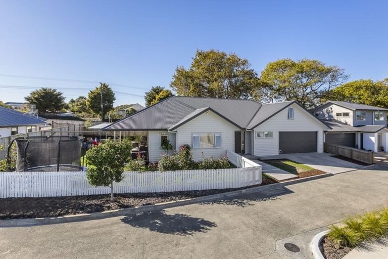Photo of property in 10 Lancewood Lane, Kaukapakapa, Helensville, 0875