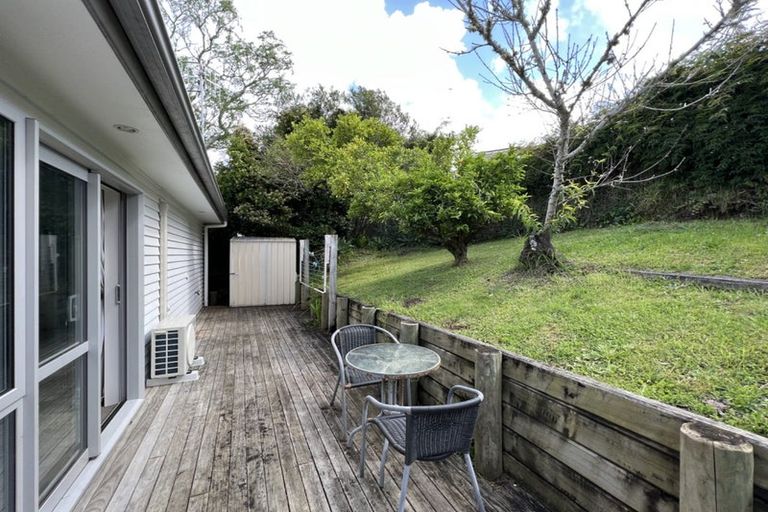 Photo of property in 3 Keldale Place, Forrest Hill, Auckland, 0620