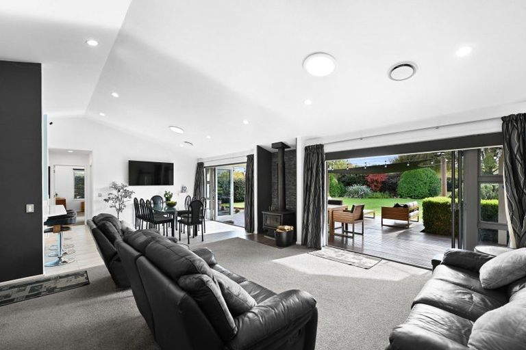 Photo of property in 15 Lissette Road, Newstead, Hamilton, 3286