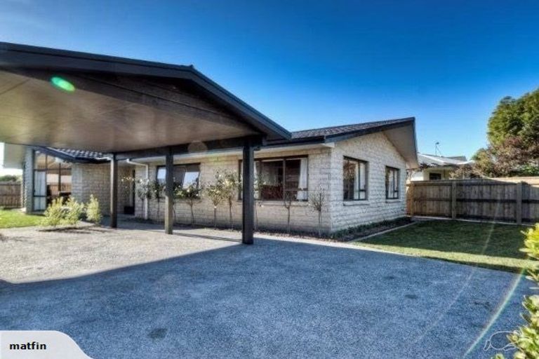 Photo of property in 25 Avenue Road, Greenmeadows, Napier, 4112