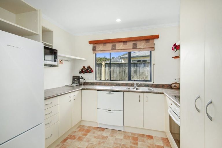 Photo of property in 58a Molesworth Street, Taita, Lower Hutt, 5011