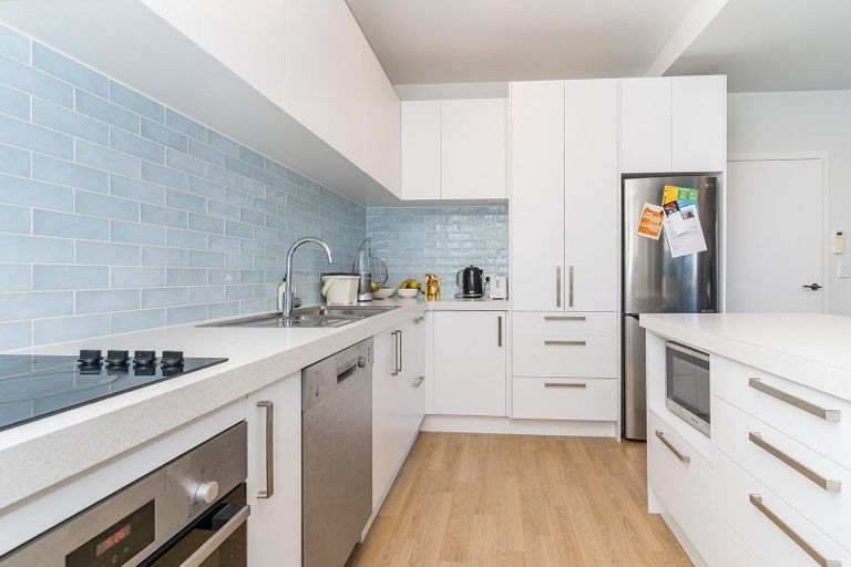 Photo of property in 113 Harbour Terrace, North Dunedin, Dunedin, 9016