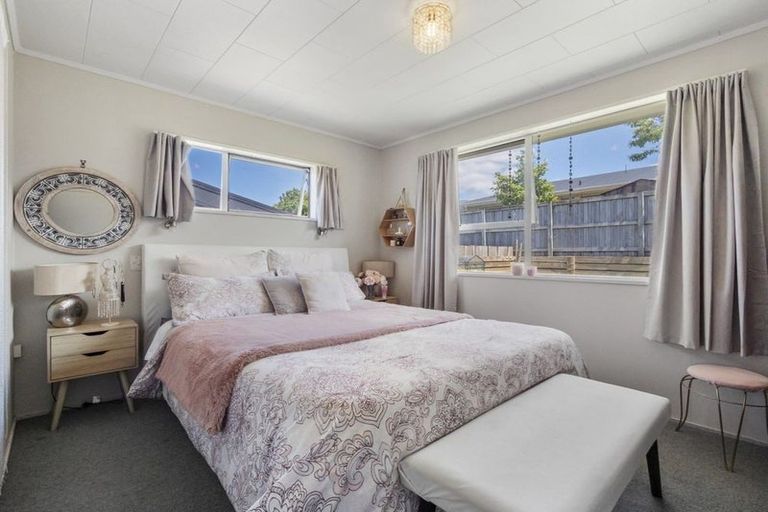 Photo of property in 8 Ranginui Road, Welcome Bay, Tauranga, 3112