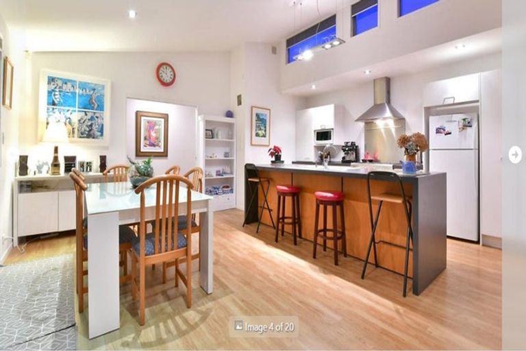 Photo of property in 117 Roberta Crescent, Orewa, 0931