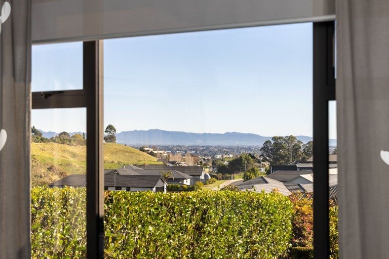 Photo of property in 11 Ballintoy Park Drive, Welcome Bay, Tauranga, 3175