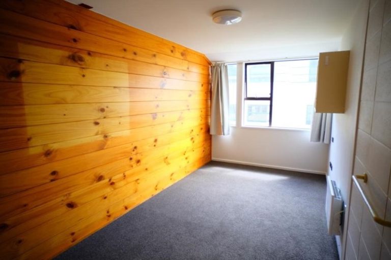 Photo of property in Te Awhina Apartments, 9/22 Sussex Street, Mount Cook, Wellington, 6021