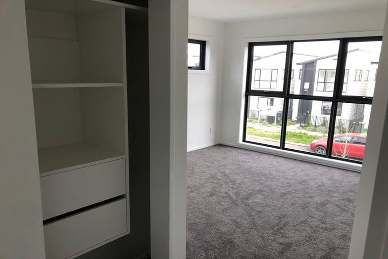Photo of property in 18 Bei Road, Papakura, 2110