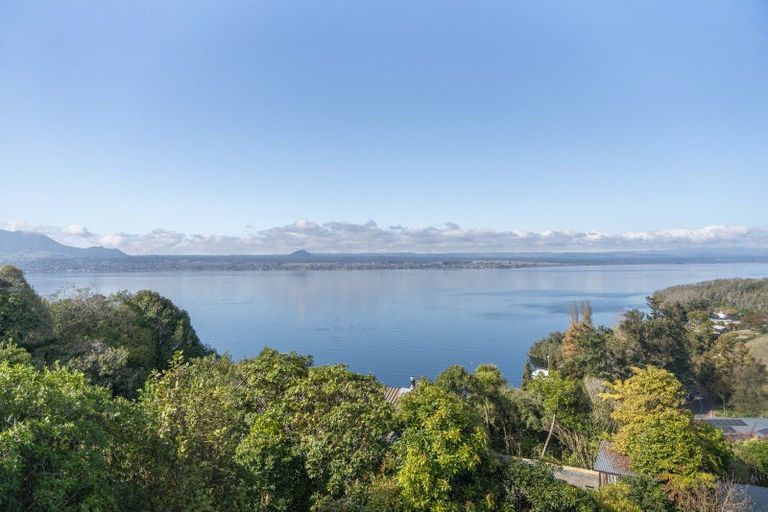 Photo of property in 79 Wakeman Road, Acacia Bay, Taupo, 3330