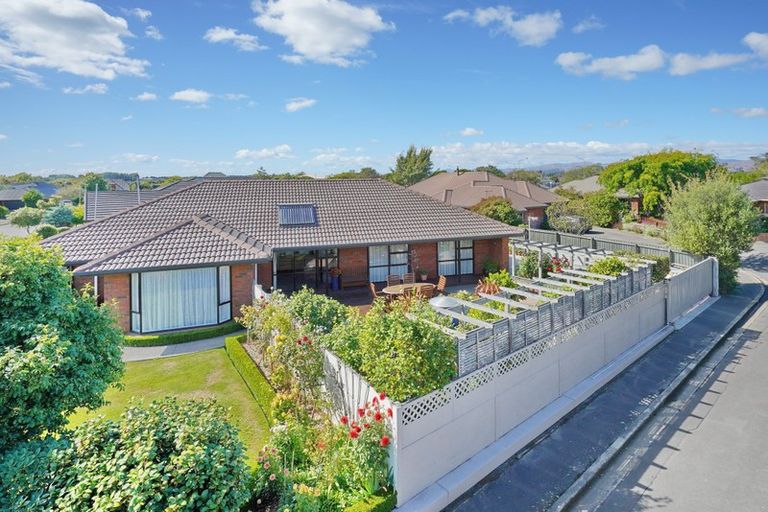 Photo of property in 19 Saint Pauls Place, Burwood, Christchurch, 8083